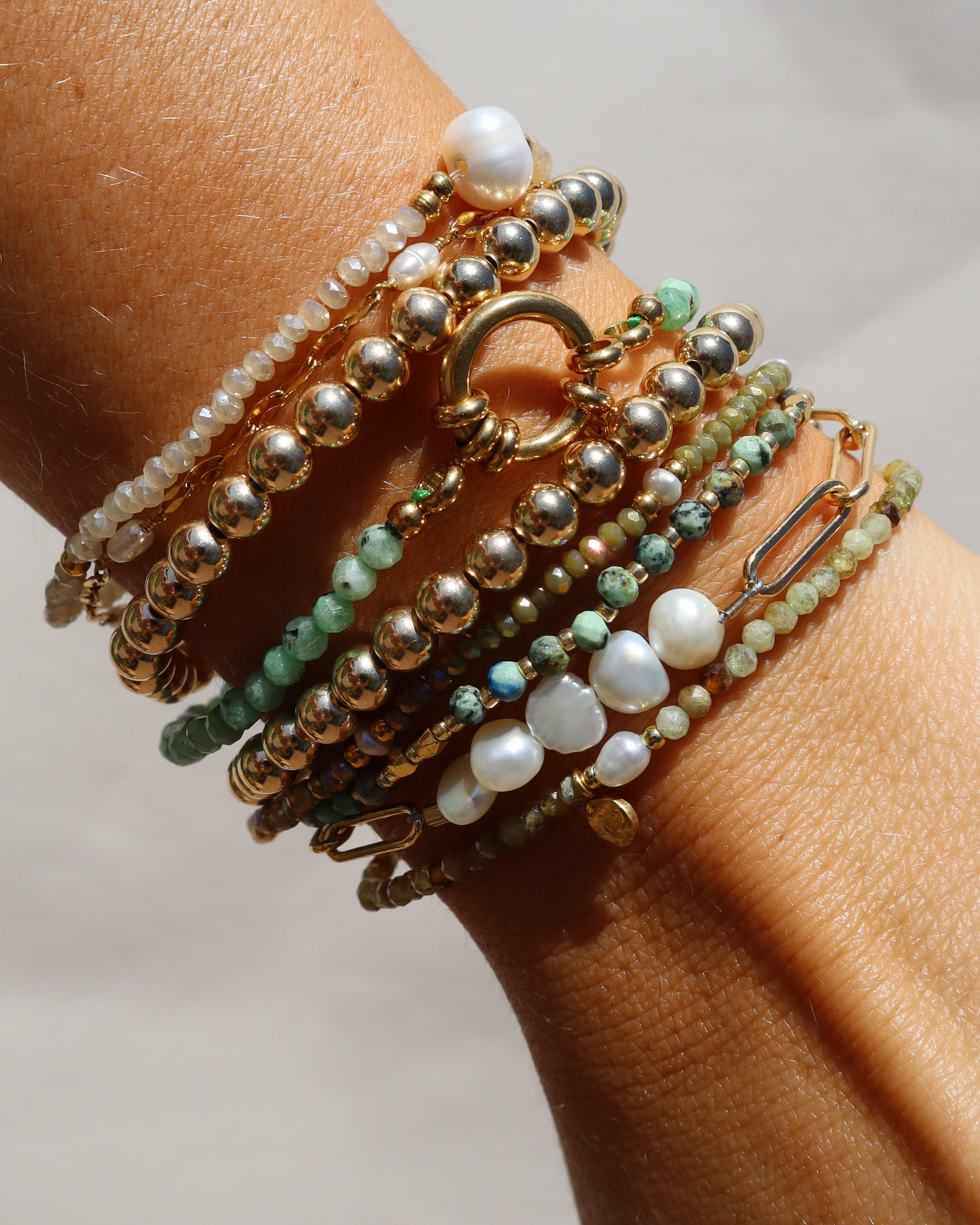 FRIENDSHIP BRACELETS