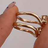 SOLITAIRE WAVE PINKY RING