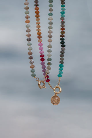 RIVI RAINBOW GEMSTONE NECKLACE