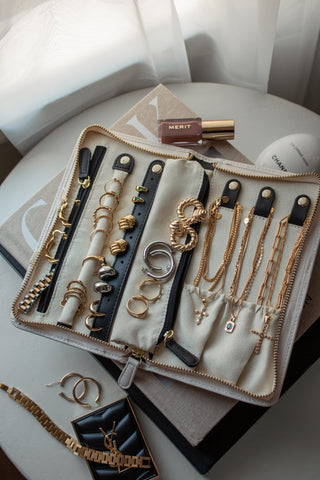 TRAVEL JEWELRY CASE