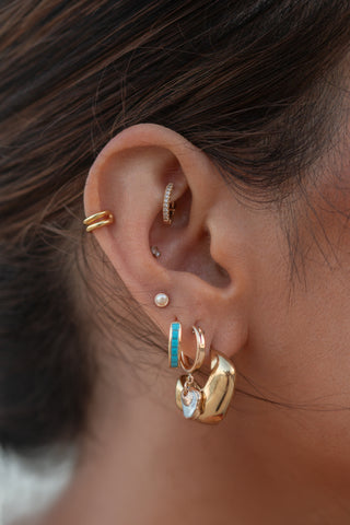 14K CAVIAR EARRING